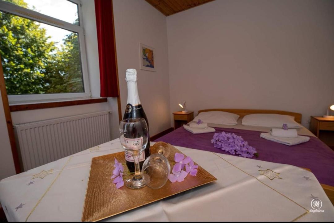 Fuzinarska Kuca Hotell Fužine Exteriör bild